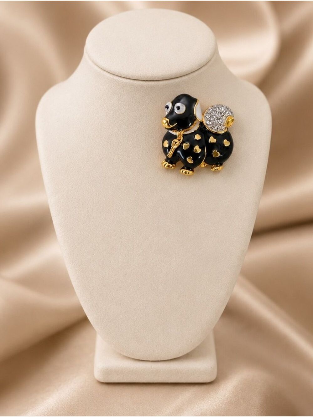 Vintage Black & Gold Dachshund Brooch Googly Eyes & Key Charm Collar - Picture 1 of 4